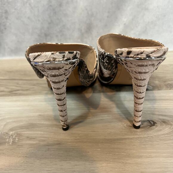 Women's BCBG Snake Skin Mule Size Size 8 - Picture 6 of 8